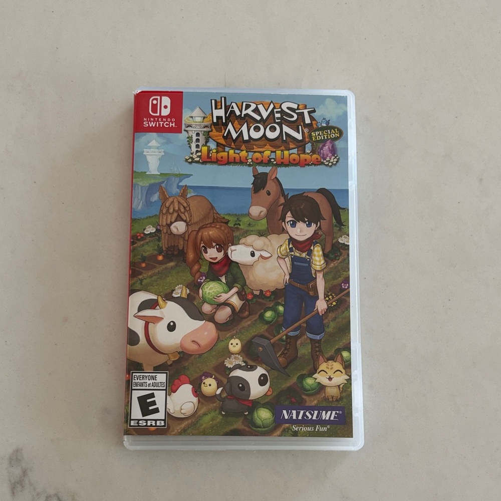 Harvest Moon: Light of Hope - Natsume (Blue/White)